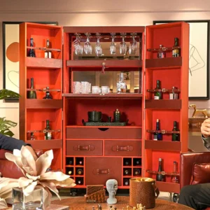 Artemis Waxy Tall Leather Bar Red