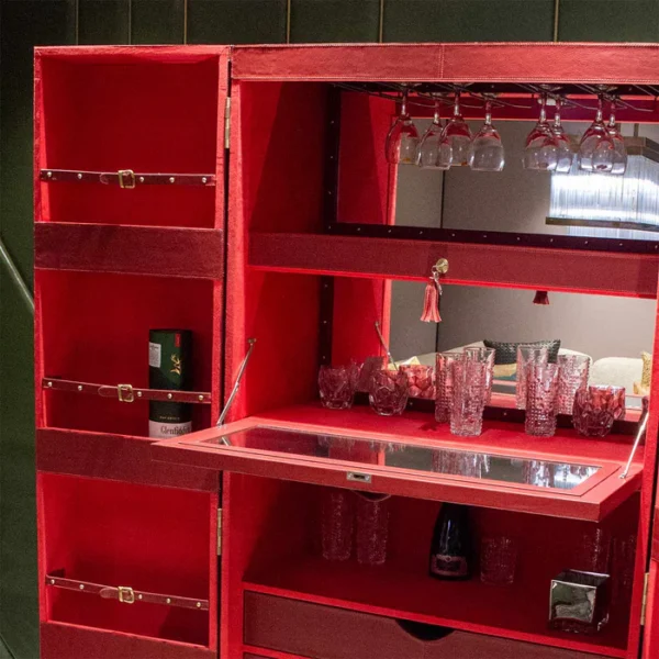 Artemis Waxy Tall Leather Bar Red - Image 2
