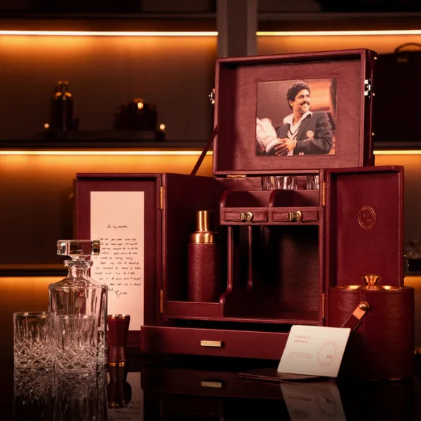 The Legend Bar - Image 2